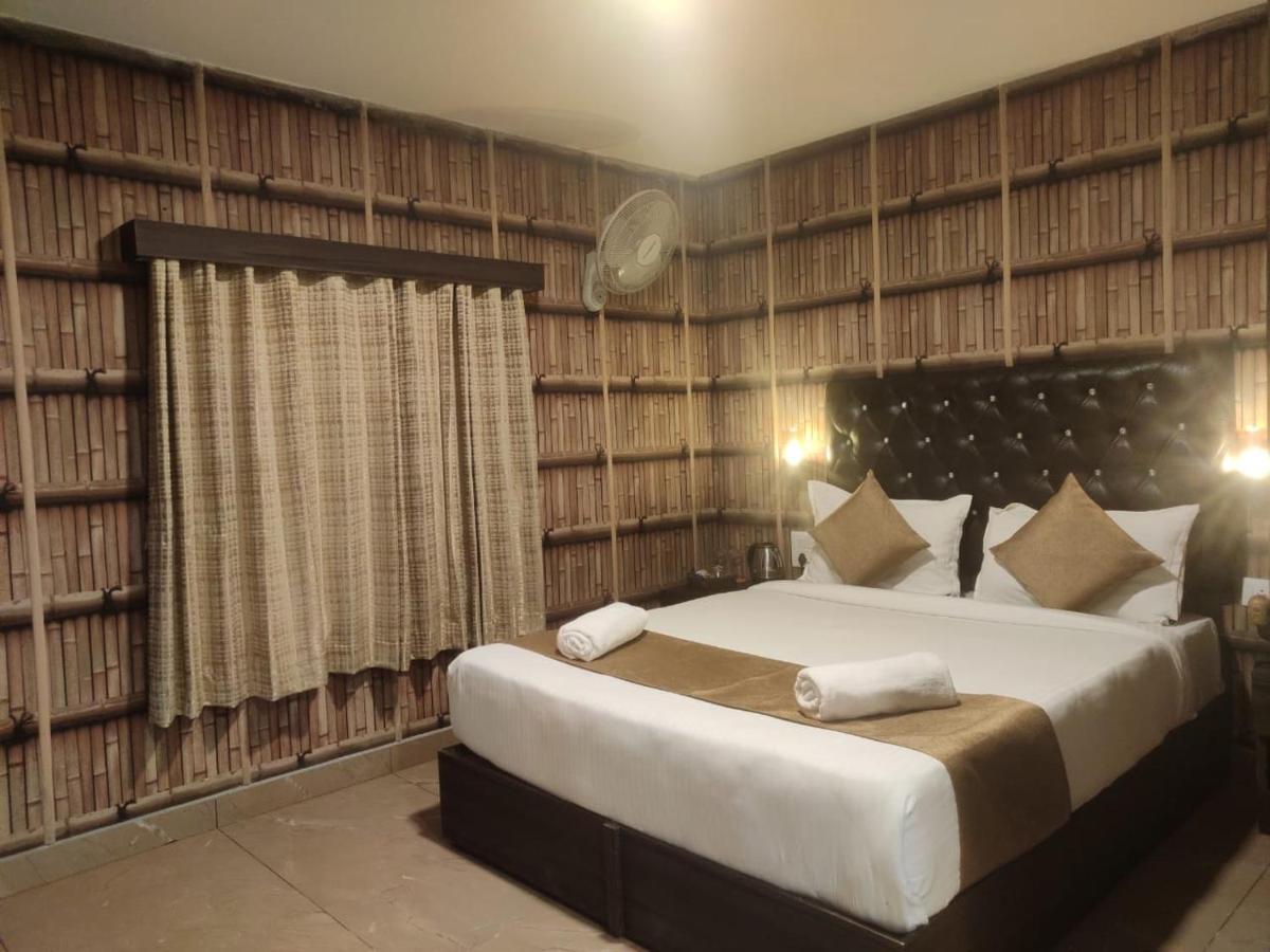 Misty Rain Estate Hotel Madikeri Kültér fotó