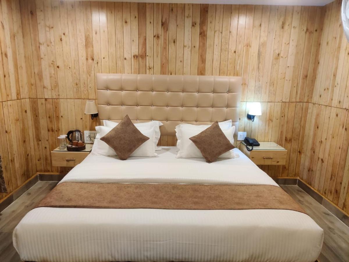 Misty Rain Estate Hotel Madikeri Kültér fotó