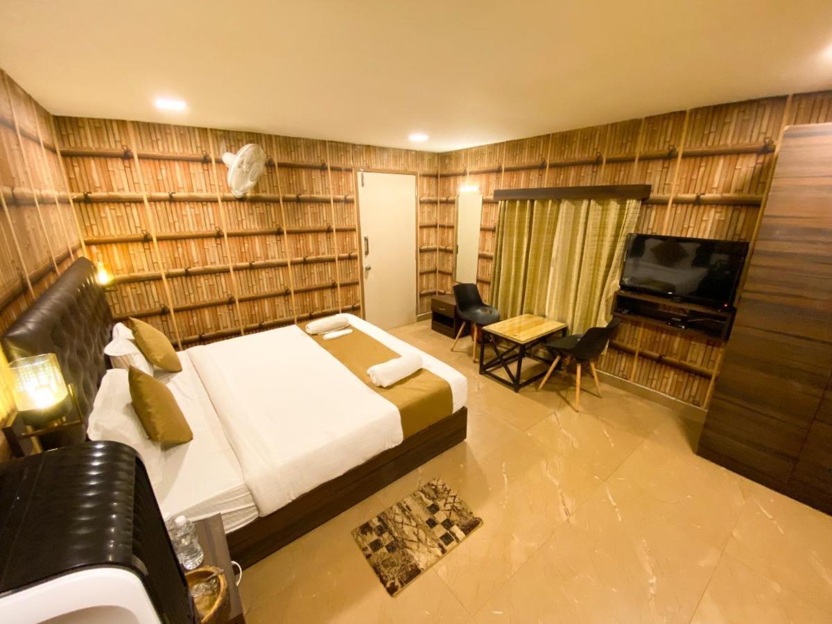 Misty Rain Estate Hotel Madikeri Kültér fotó