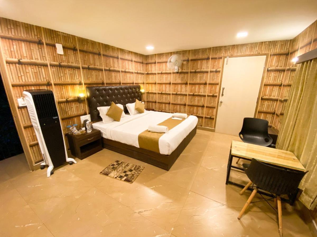 Misty Rain Estate Hotel Madikeri Kültér fotó