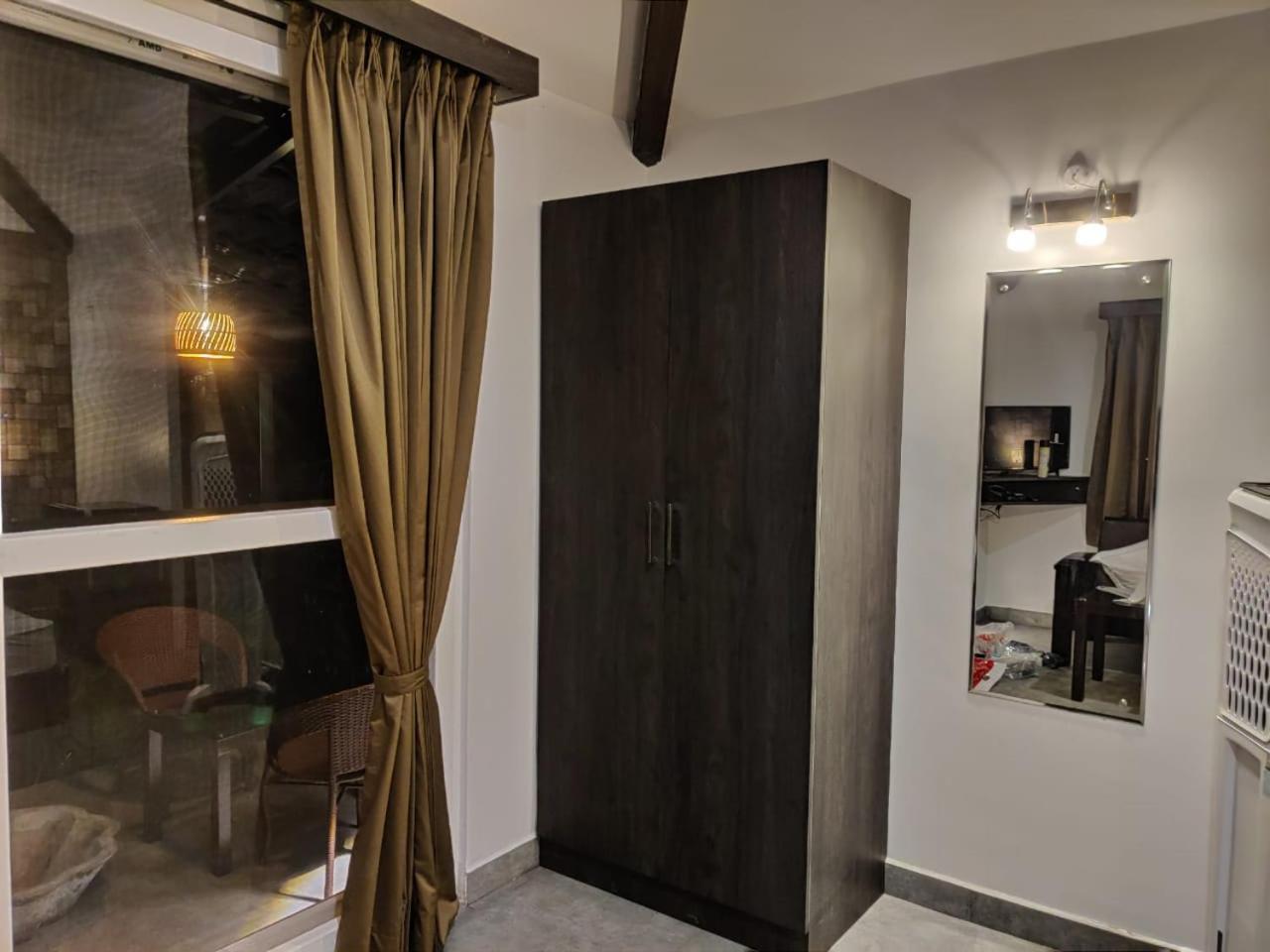 Misty Rain Estate Hotel Madikeri Kültér fotó